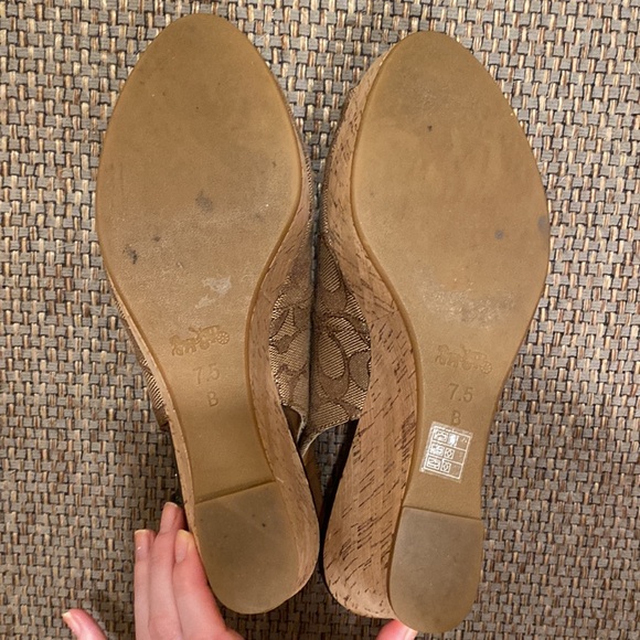 Coach 7.5 Khaki Signature Cork Wedge Sandals - Picture 9 of 12
